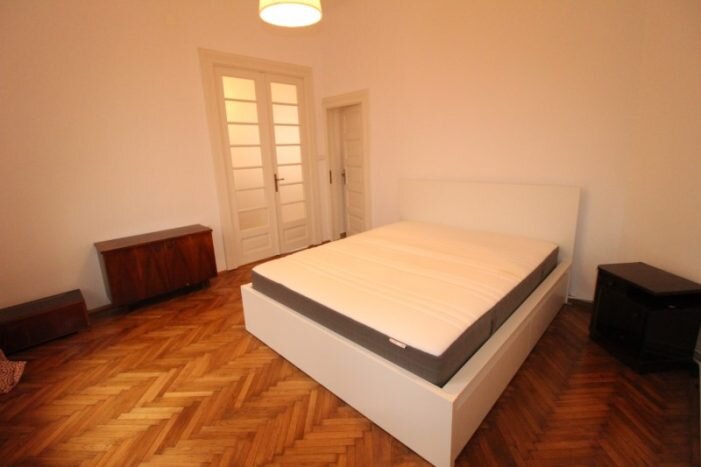 Victoriei, Ion Mihalache inchiriere apartament 3 camere, in vila